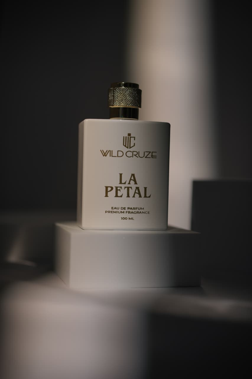 La Petal – The Essence of Feminine Grace